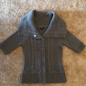 Women’s Exoress 1/2 sleeve sweater- M